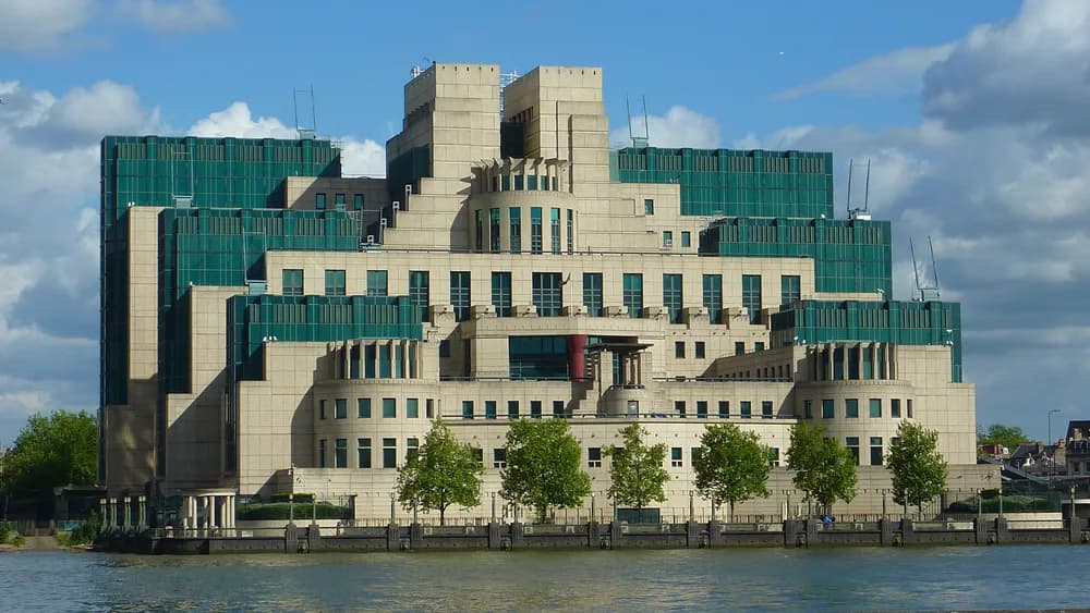 2000 MI6 attack