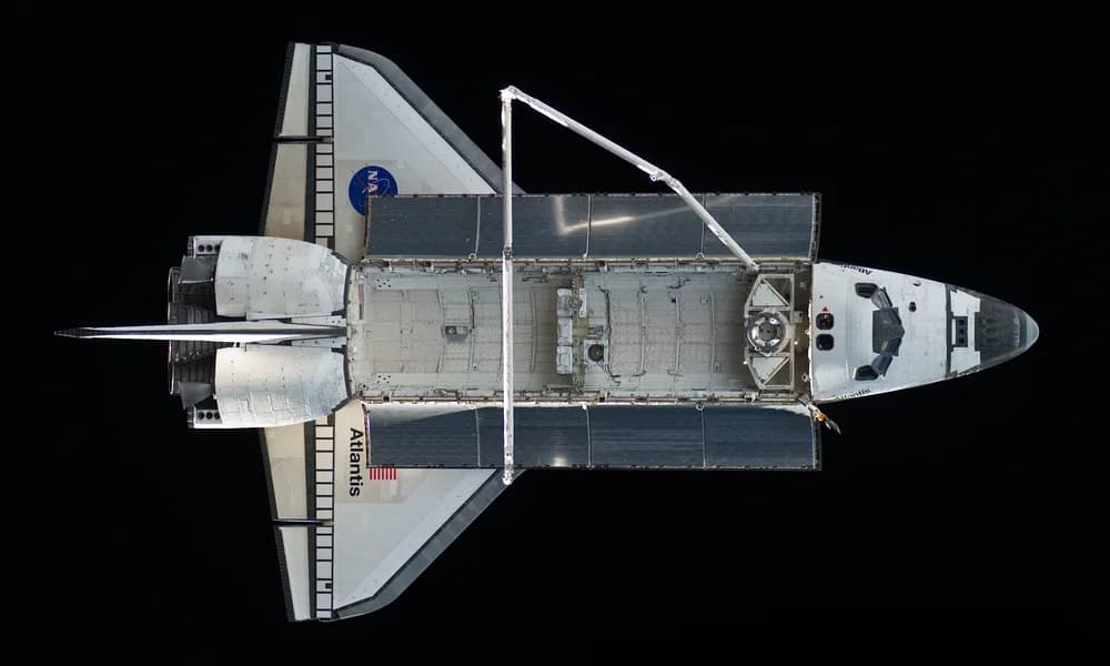 Space Shuttle Atlantis