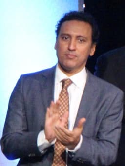 Aasif Mandvi