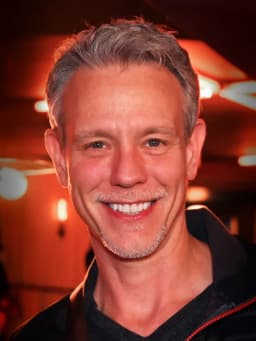 Adam Pascal