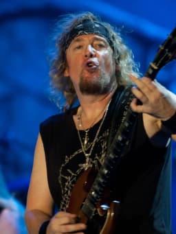 Adrian Smith (musician)