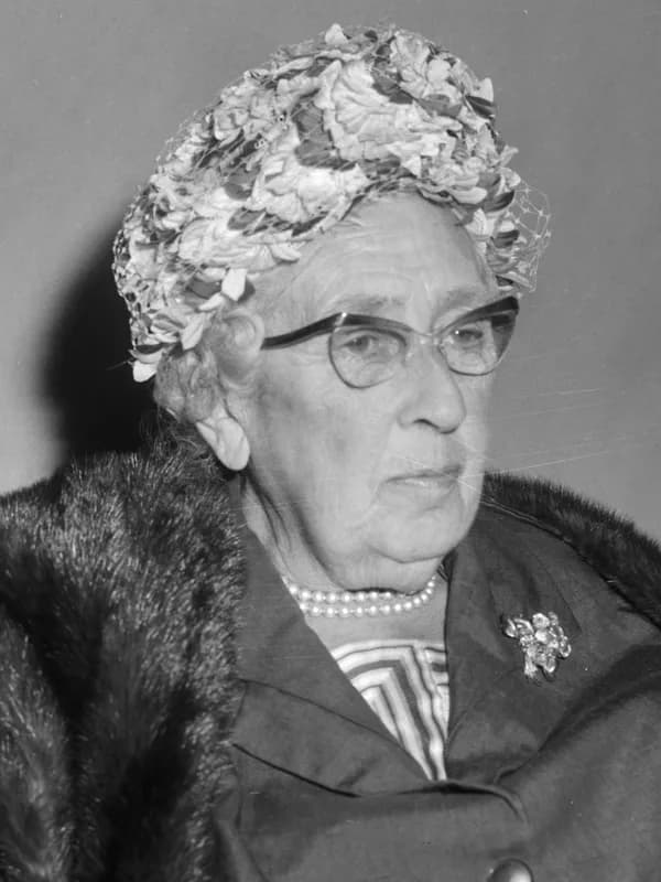 Agatha Christie