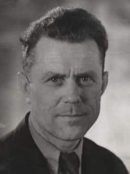 Aksel Larsen