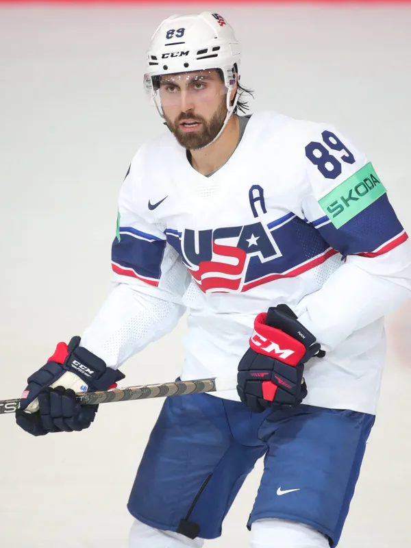 Alex Tuch