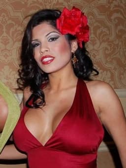 Alexis Amore
