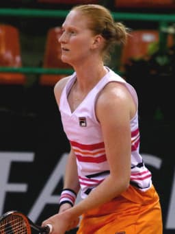 Alison Van Uytvanck