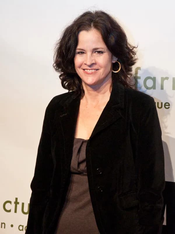 Ally Sheedy