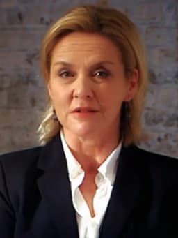 Amanda Burton