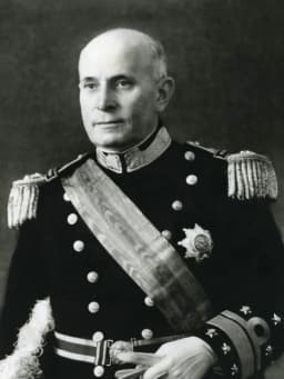 Américo Tomás