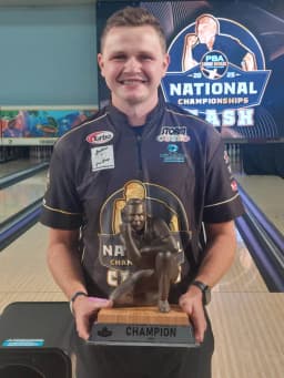 Andrew Anderson (bowler)