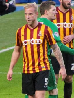 Andrew Davies (footballer)