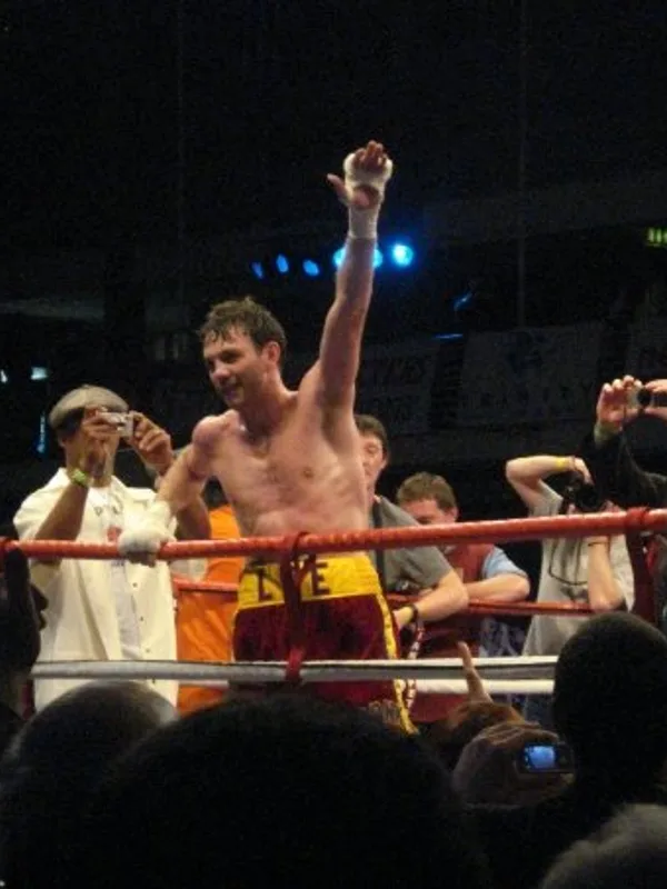 Andy Lee (boxer)