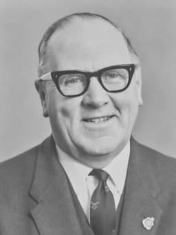 Angus Bethune (politician)
