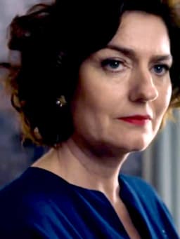 Anna Chancellor