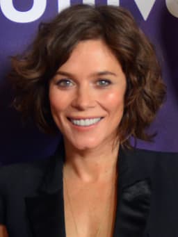Anna Friel
