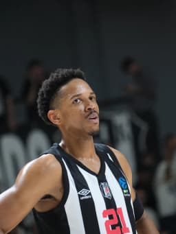 Anthony Brown (basketball)