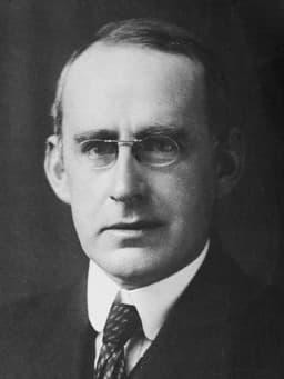 Arthur Eddington
