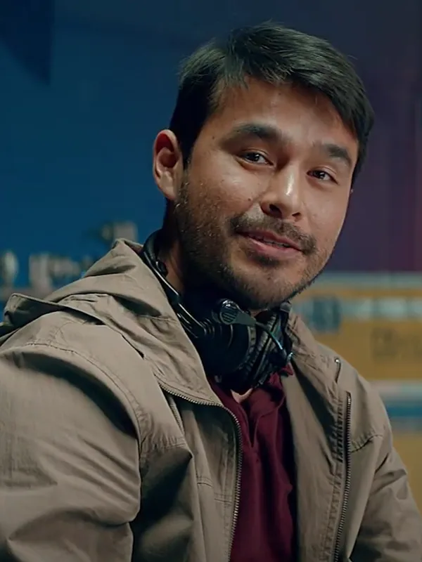 Atom Araullo
