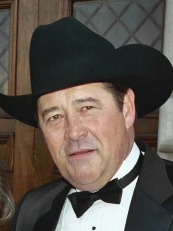 Barry Corbin