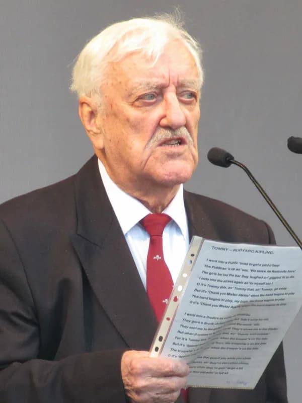 Bernard Cribbins