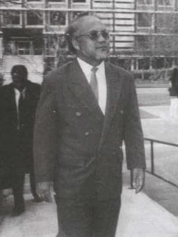 Bernard Dowiyogo