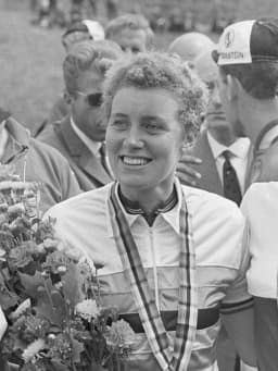 Beryl Burton