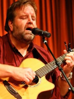 Bob Bennett (singer-songwriter)