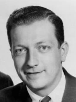 Bob Elliott (comedian)
