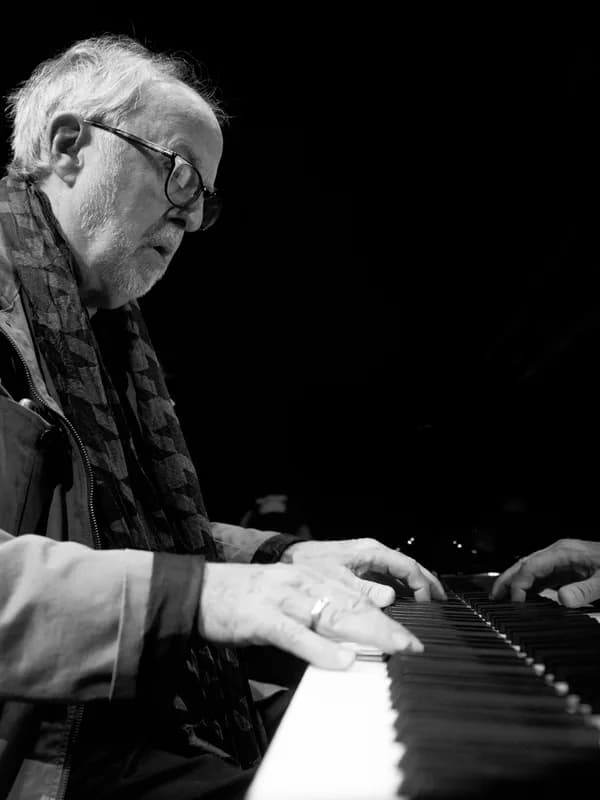 Bob James (musician)