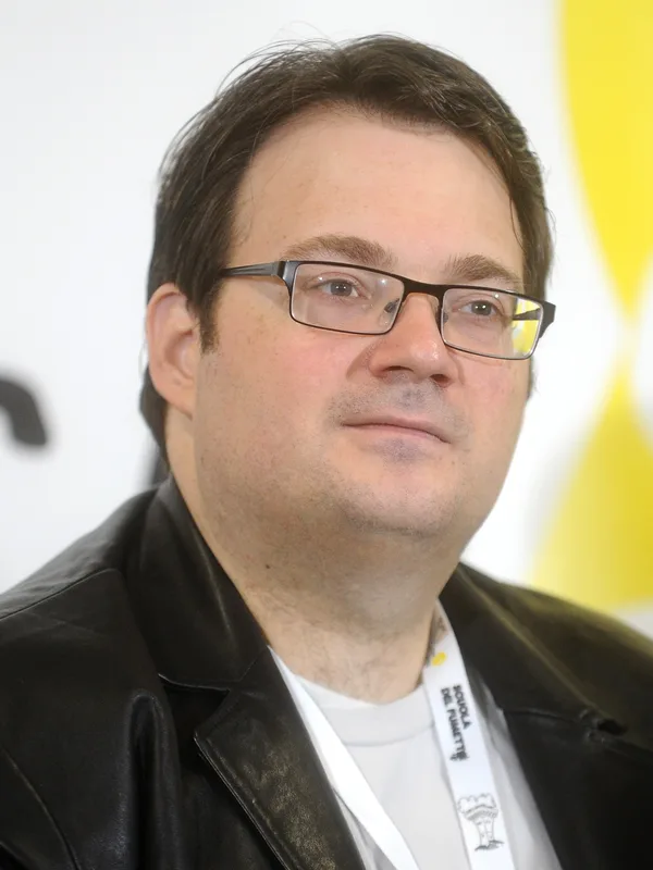 Brandon Sanderson