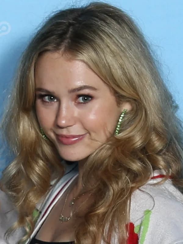 Brec Bassinger