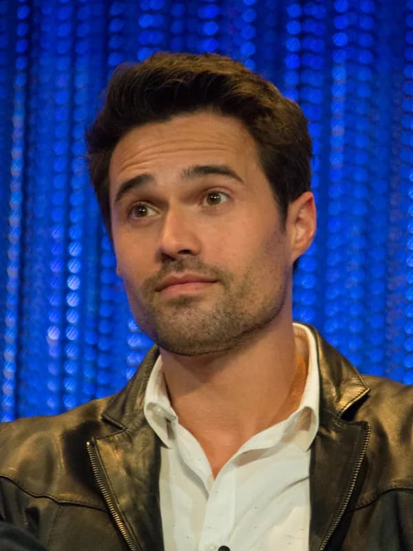Brett Dalton