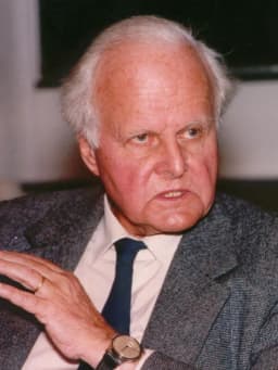 Carl Friedrich von Weizsäcker