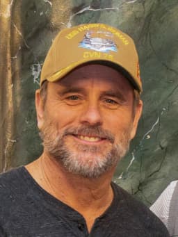 Charles Esten