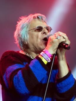 Charlie Harper (singer)