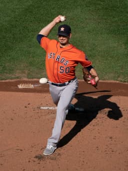 Charlie Morton (pitcher)