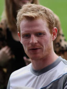 Chris Burke (footballer)