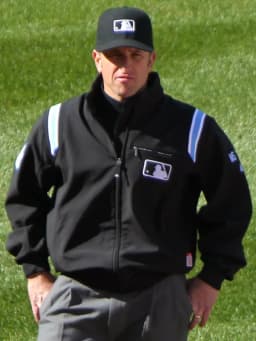 Chris Guccione (umpire)