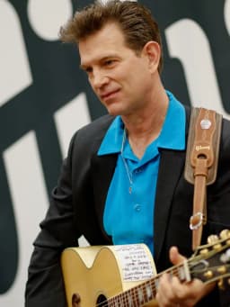 Chris Isaak