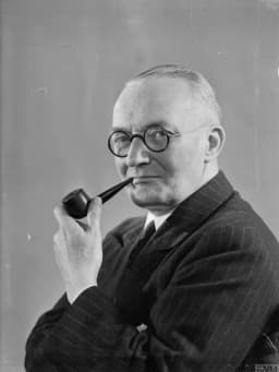 Christopher Stone (broadcaster)