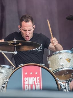 Chuck Comeau