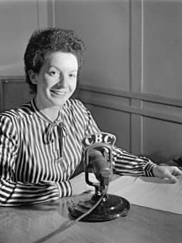 Claire Martin (writer)