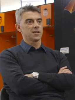 Claudio López (footballer)