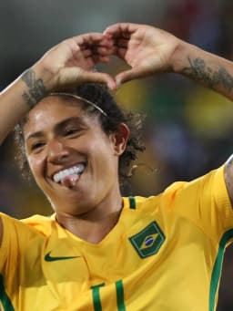 Cristiane (footballer)