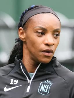Crystal Dunn