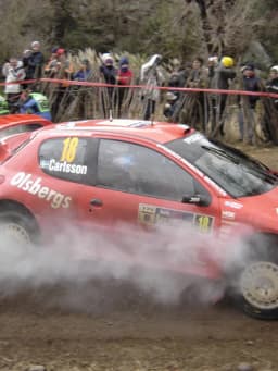 Daniel Carlsson (rally driver)