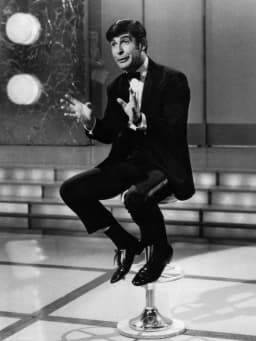 Dave Allen (comedian)
