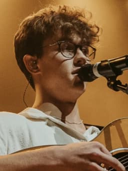 David Kushner (singer-songwriter)