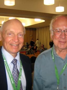 David Wallace (physicist)