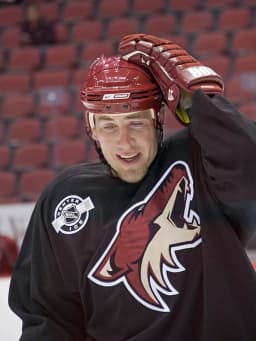 Derek Morris (ice hockey)